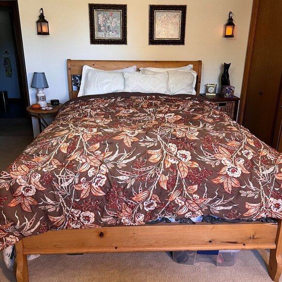 Martha Stewart Queen Size Floral Comforter Floral Print Comforter In Earthy Tone - Picture 13 of 14
